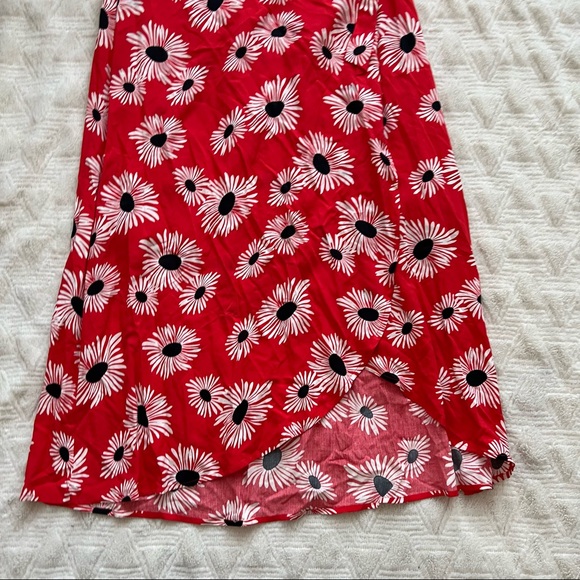 Anthropologie 52 Conversations Colloquial Red Floral Print Wrap Midi Skirt - Picture 5 of 9